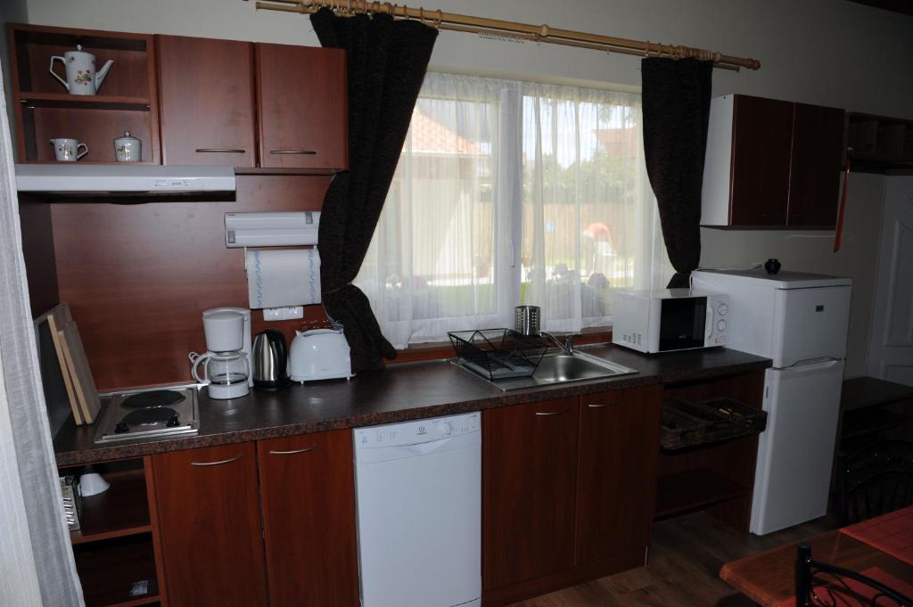 Arany Szolo Wellness Apartmanhaz Heviz Room photo