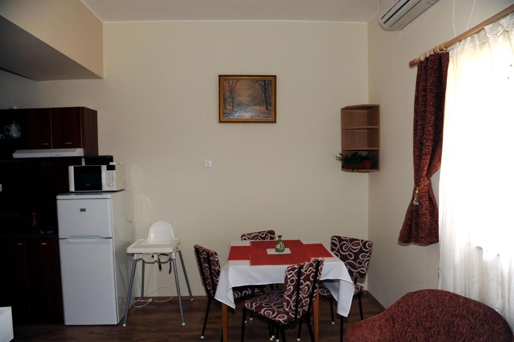 Arany Szolo Wellness Apartmanhaz Heviz Room photo