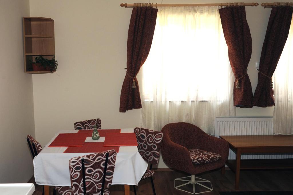 Arany Szolo Wellness Apartmanhaz Heviz Room photo